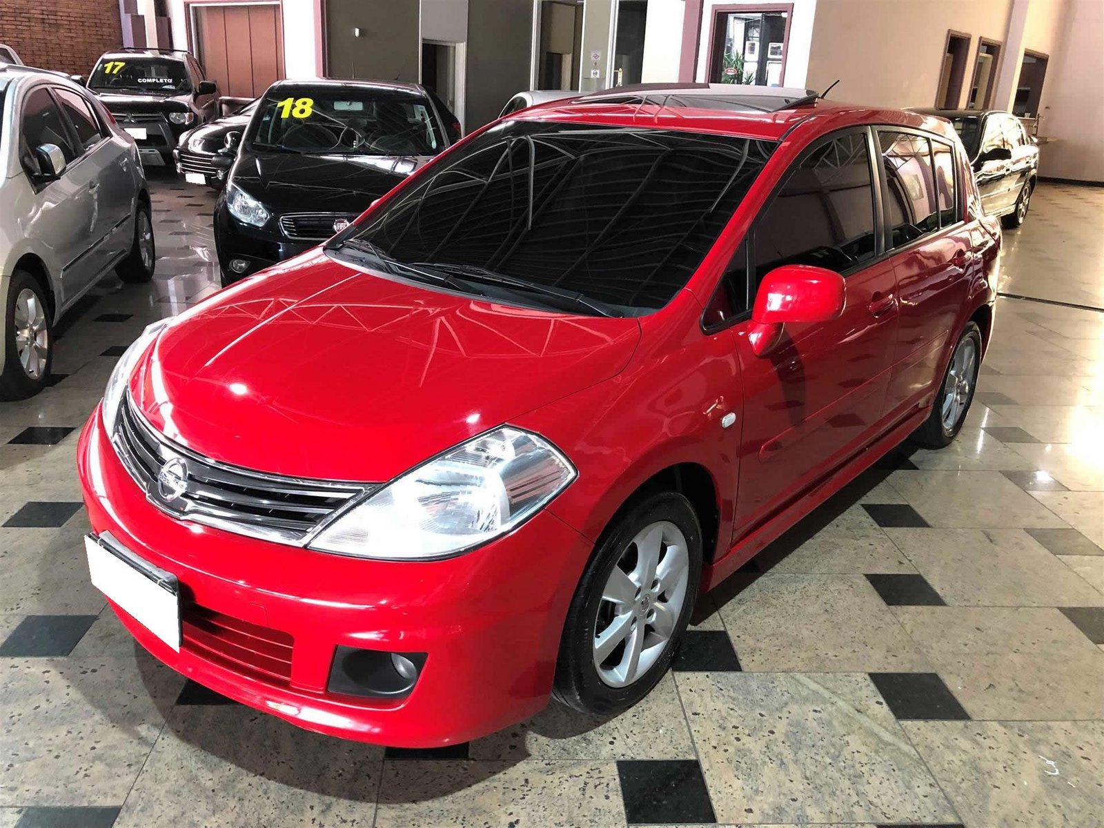 NISSAN TIIDA 1.8 SL 16V FLEX 4P AUTOMATICO 2013