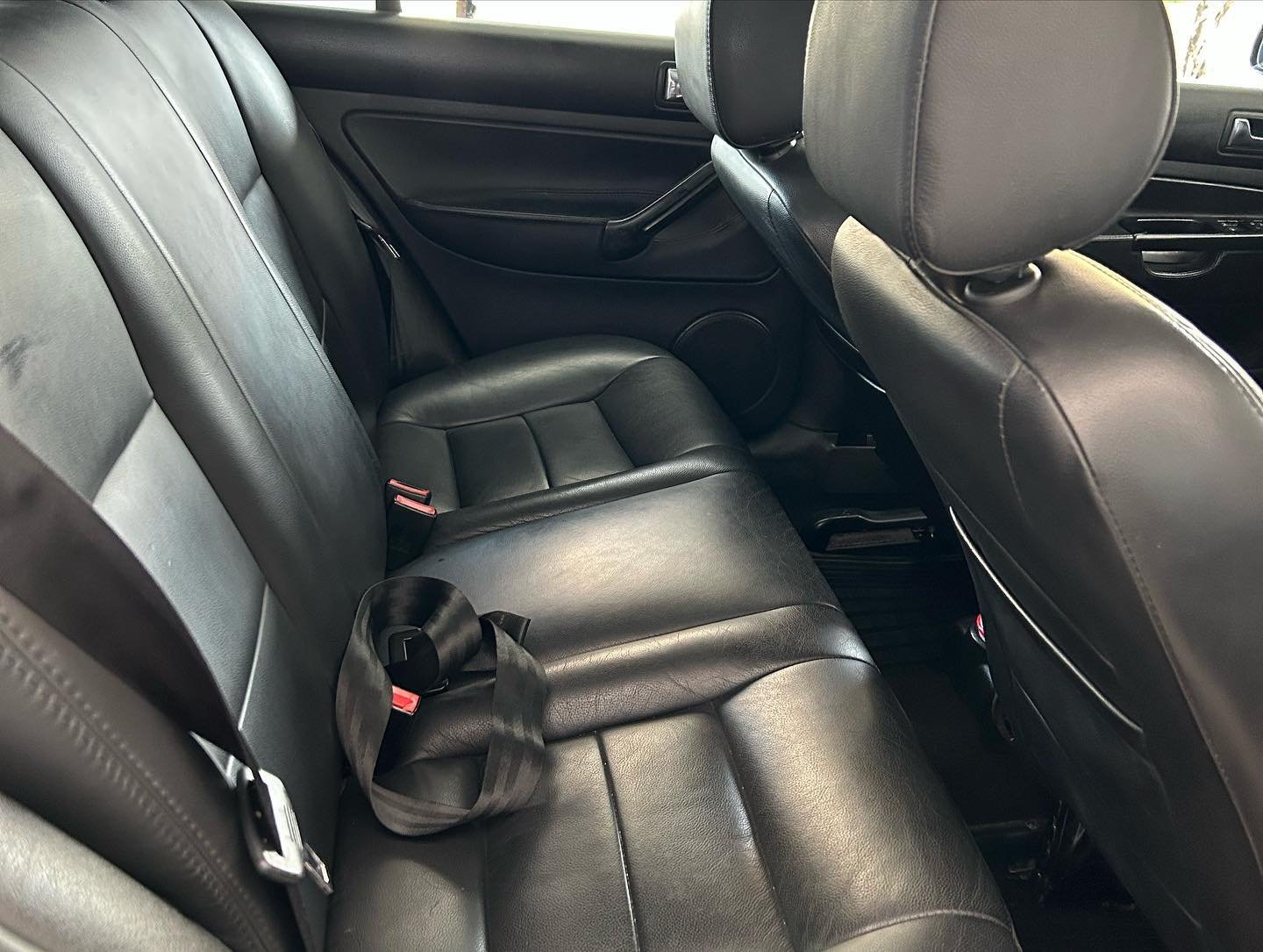 VOLKSWGEM GOLF 1.6 MI 8V