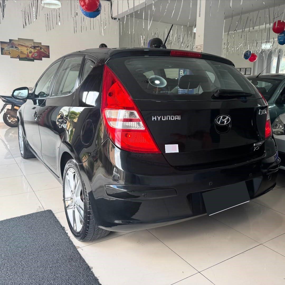 HYUNDAI I30 AUTOMÁTICO 2.0 MPI